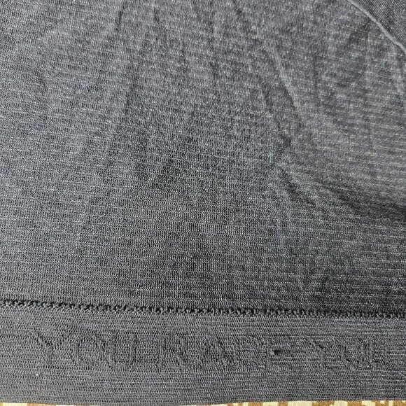 Lululemon Swiftly Tech Racerback Tank Black Women's SZ 16 Performance Gym Run - Picture 9 of 11